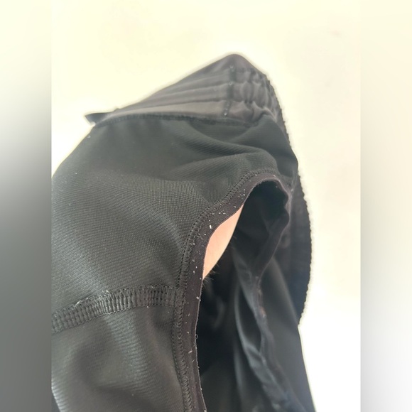 LULULEMON Hotty Hot Short II *2.5"
Black - Picture 7 of 8